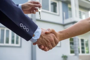 residencia por comprar casa en españa