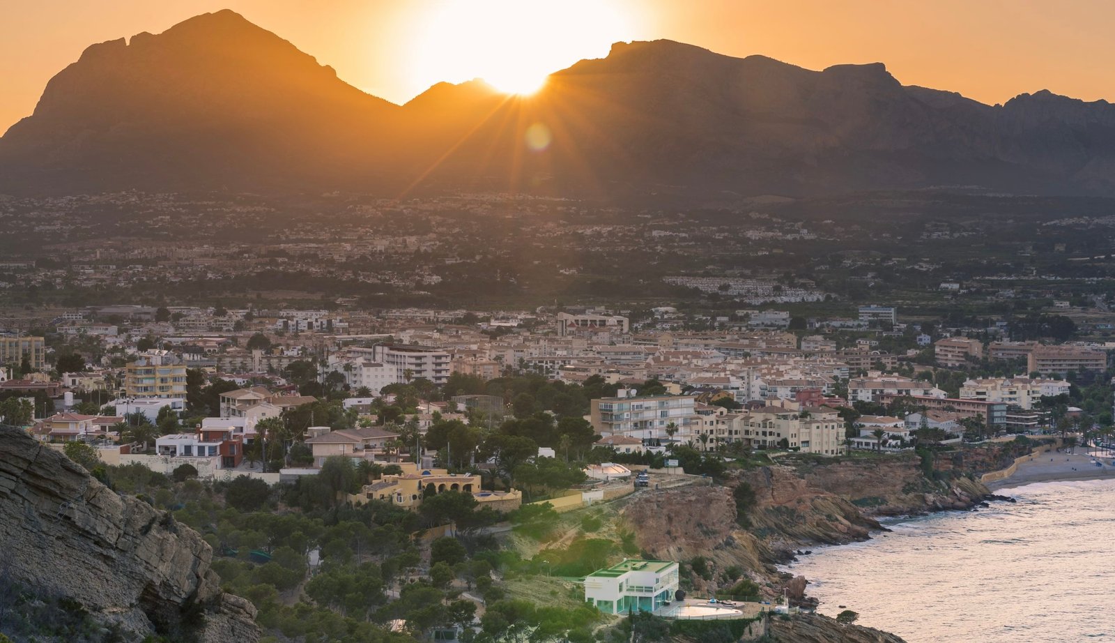 sunset-over-albir-in-alicante-spain-2023-11-27-05-22-32-utc-scaled 2