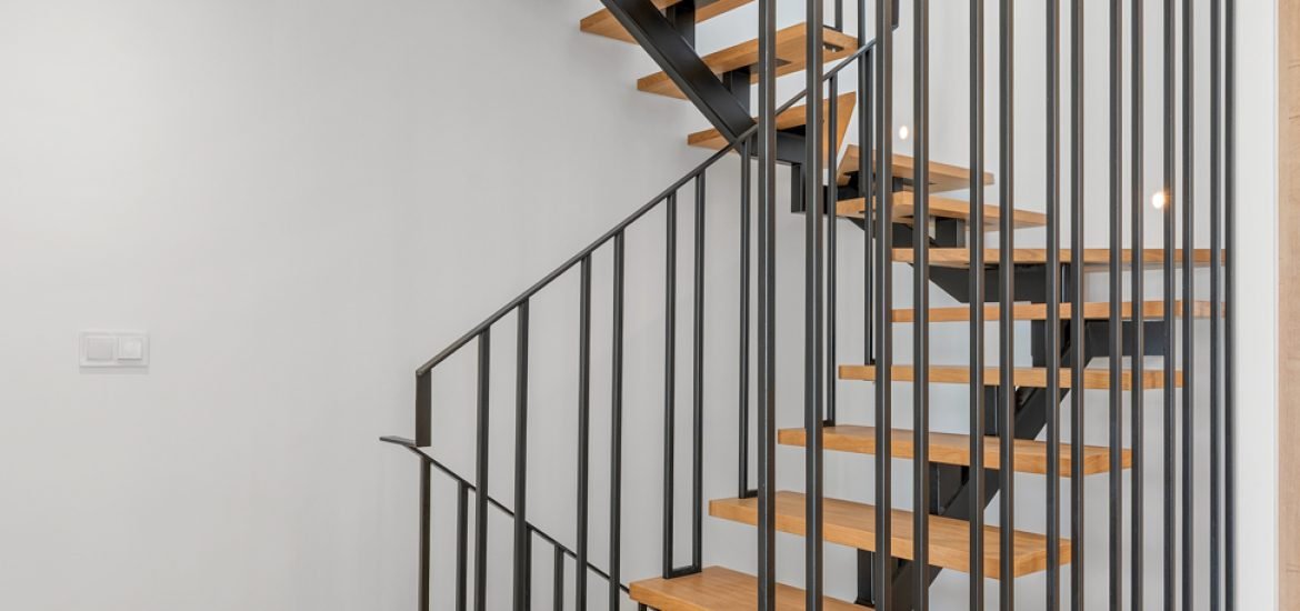 (30) - Paris VIII - Escalier