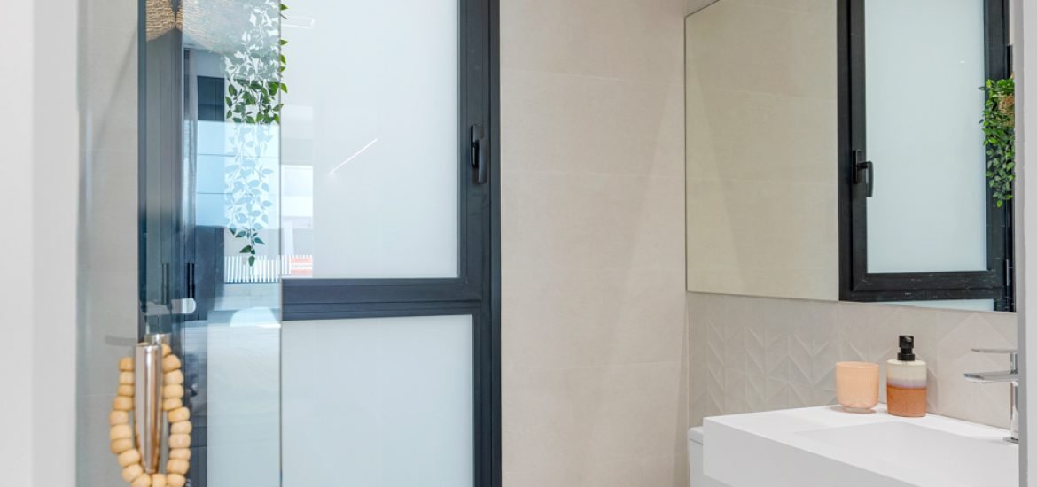 (37) - Paris VIII - Salle de bain PB 1